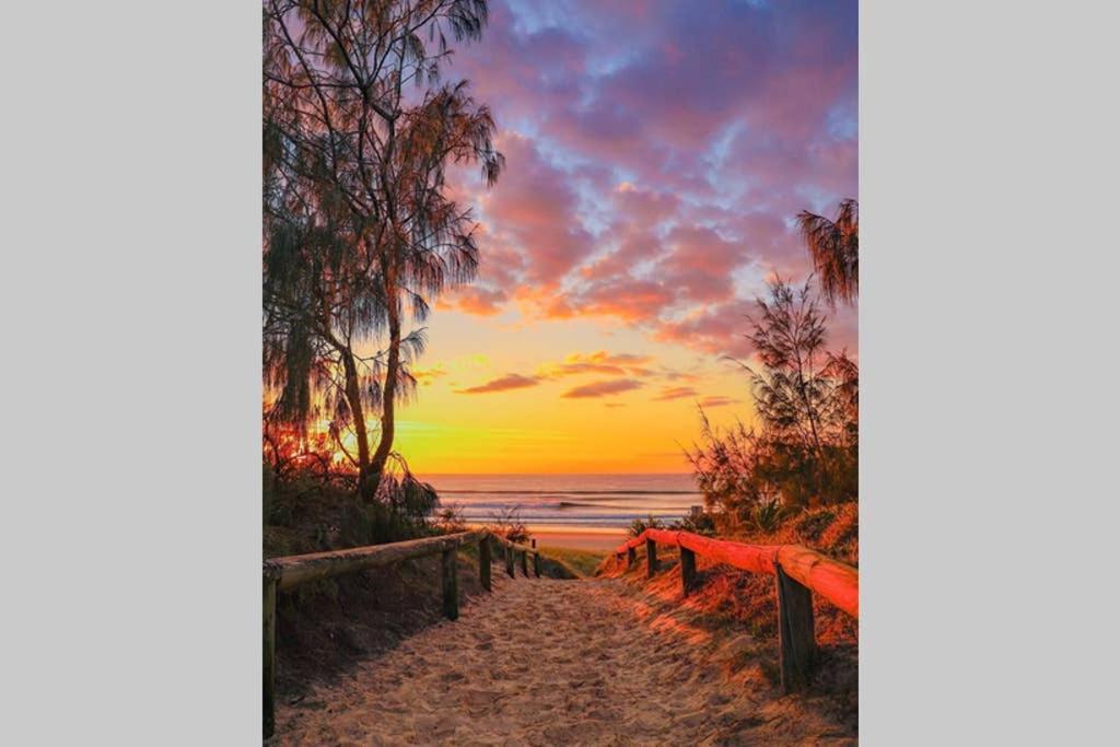 Malibu Apartment - เพเรเจียนบีช ภายนอก รูปภาพ